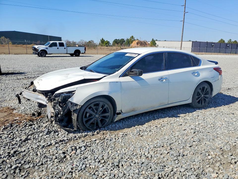 2018 NISSAN ALTIMA — VIN 1N4AL3AP8JC206925