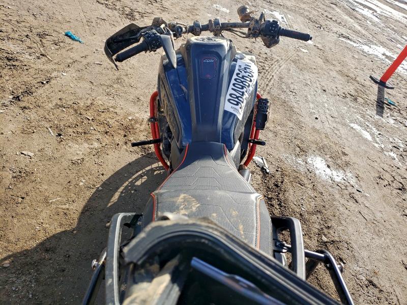MLY1ZGS15SS950786