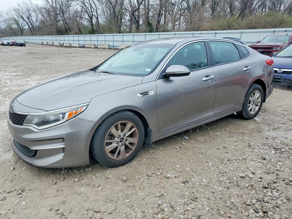 2018 KIA OPTIMA — VIN 5XXGT4L39JG229036