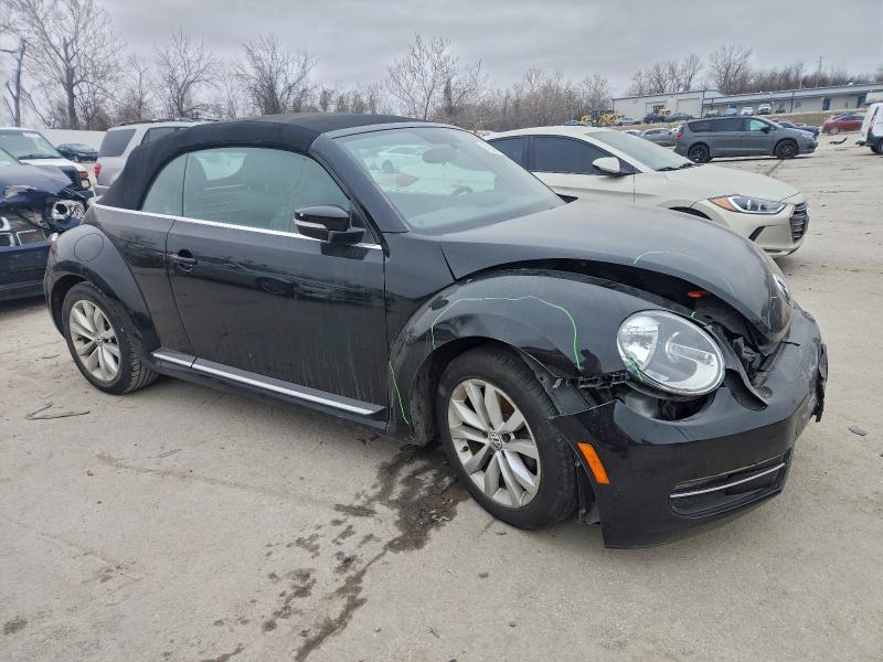 3VW5L7AT0DM828130