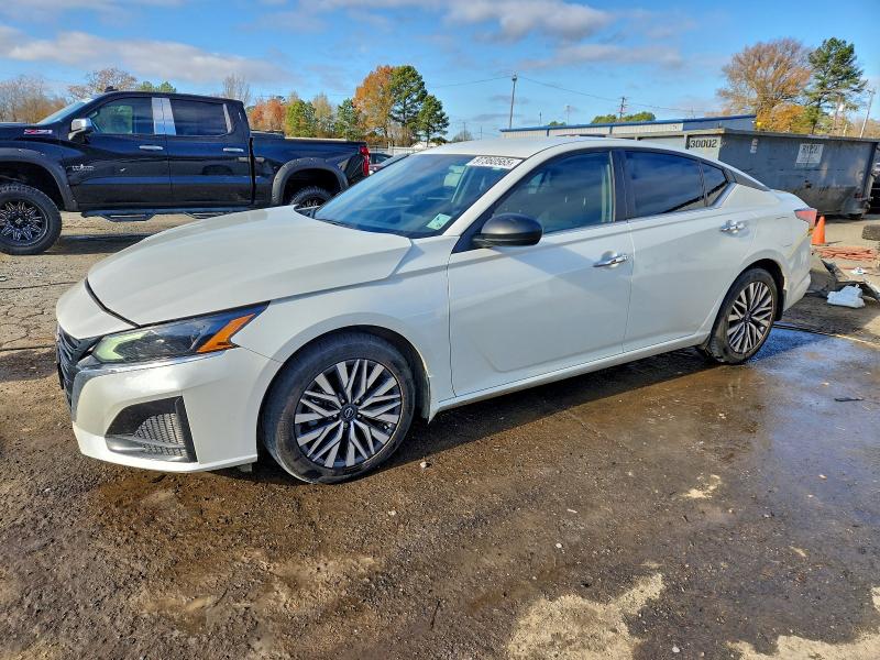 2024 NISSAN ALTIMA SV — VIN 1N4BL4DV4RN329173