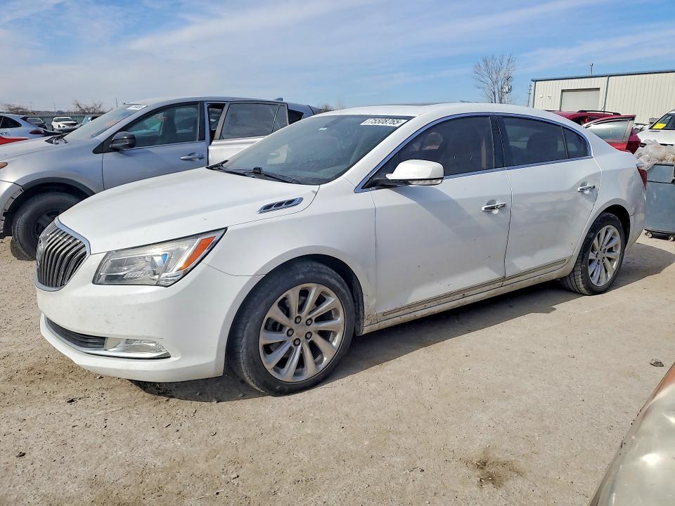2015 BUICK LACROSSE — VIN 1G4GB5G30FF325349