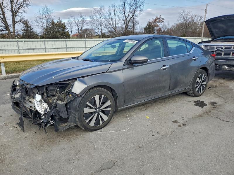 2022 NISSAN ALTIMA SV — VIN 1N4BL4DVXNN384303