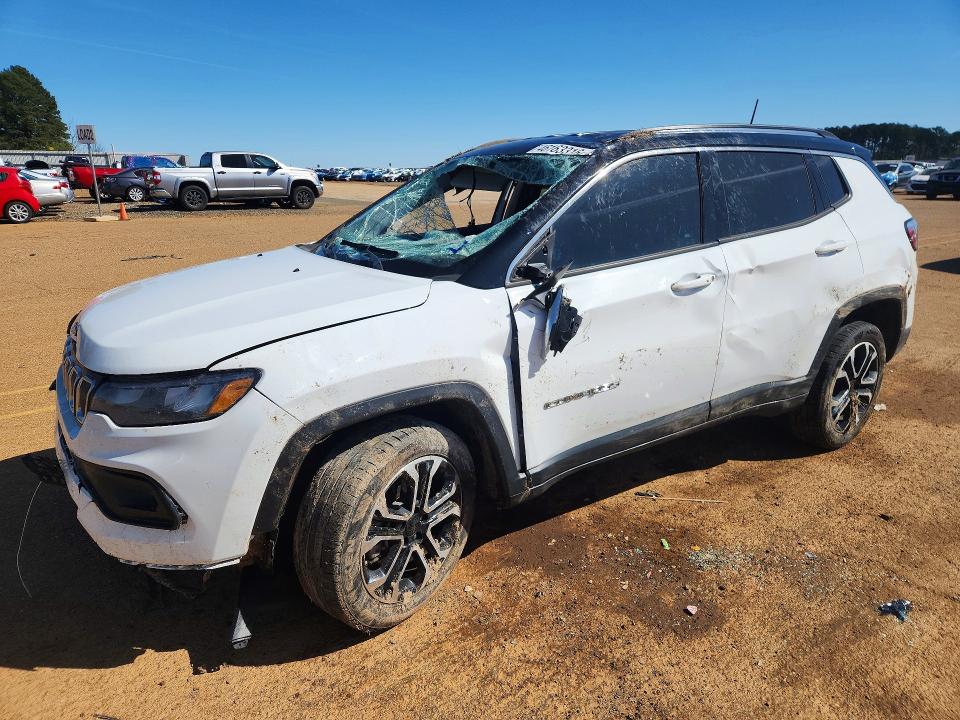 2022 JEEP COMPASS — VIN 3C4NJDCB0NT144794
