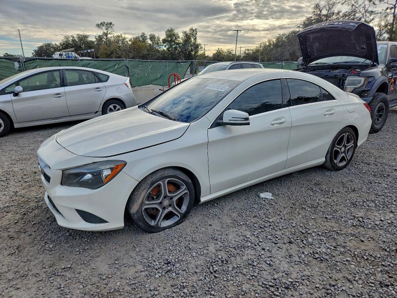 2014 MERCEDES-BENZ CLA 250 — VIN WDDSJ4EB2EN067108