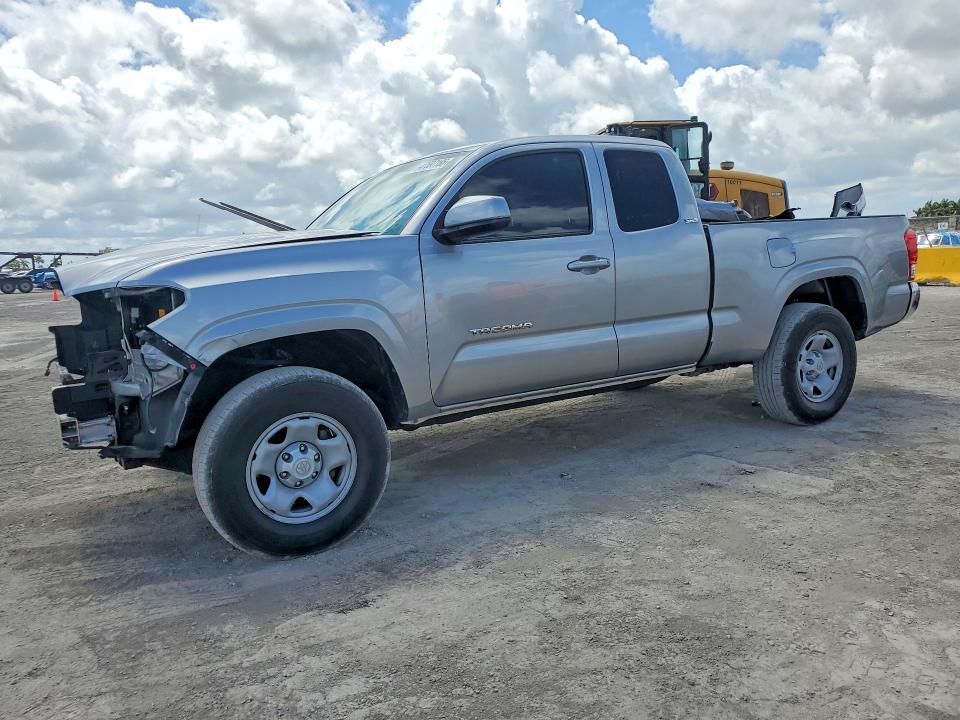 2016 TOYOTA TACOMA — VIN 5TFRZ5CN4GX016933