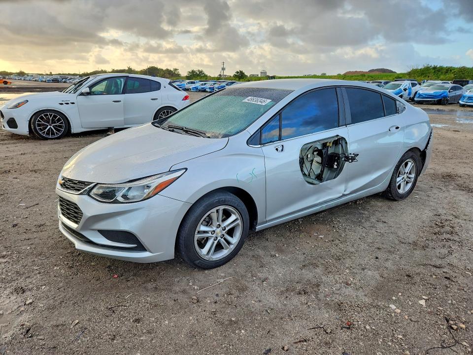 2017 CHEVROLET CRUZE — VIN 1G1BE5SM6H7156207