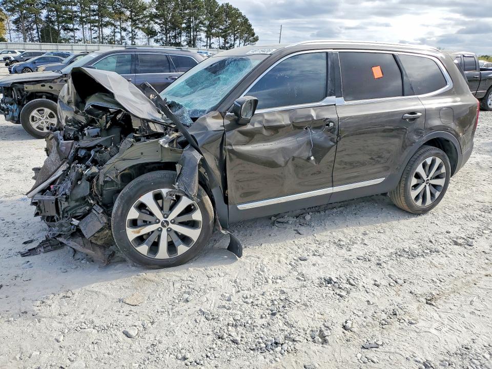 2022 KIA TELLURIDE — VIN 5XYP34HC3NG237188