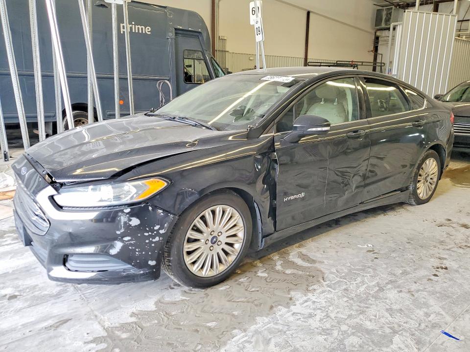 2016 FORD FUSION SE — VIN 3FA6P0LU8GR226808