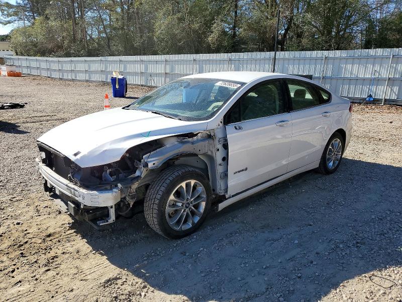 2019 FORD FUSION SE — VIN 3FA6P0LU7KR254611