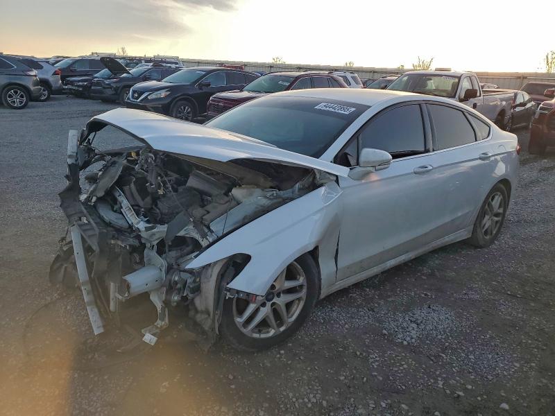 2015 FORD FUSION SE — VIN 3FA6P0H71FR194057