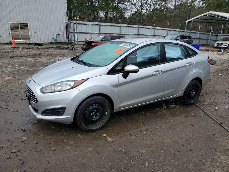 2015 FORD FIESTA — VIN 3FADP4AJ4FM107530