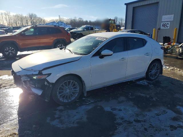 2020 MAZDA 3 — VIN JM1BPBMM4L1161656