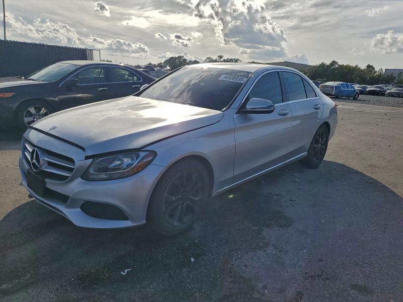 2017 MERCEDES-BENZ C 300 — VIN 55SWF4JB7HU191055