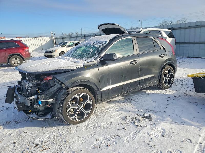 2025 KIA NIRO EX — VIN KNDCR3LE6S5262204