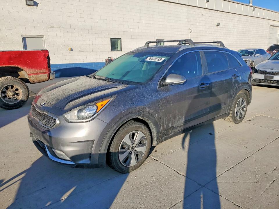 2017 KIA NIRO EX — VIN KNDCC3LC2H5045905