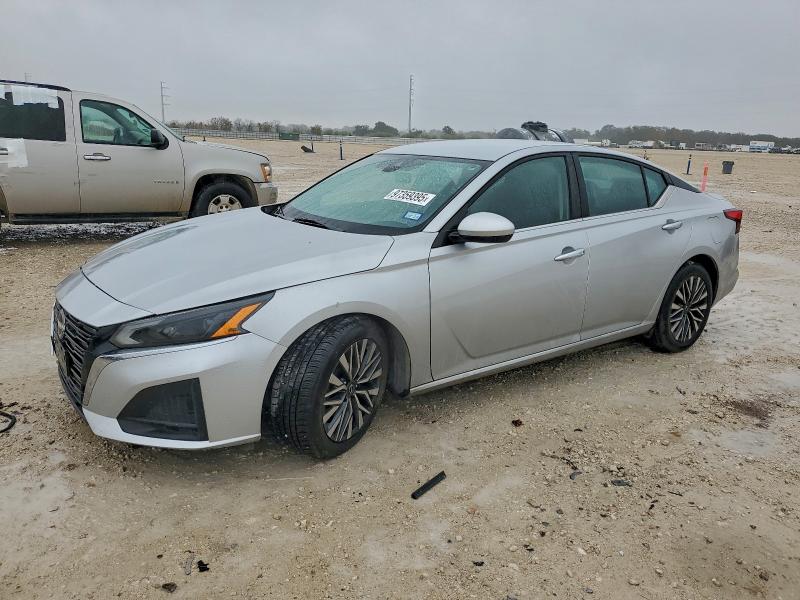 2023 NISSAN ALTIMA SV — VIN 1N4BL4DV3PN306402