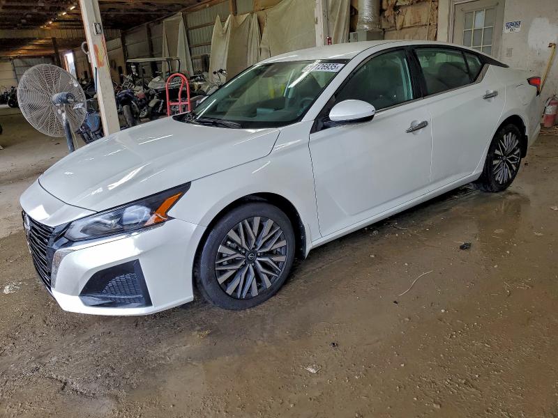 2023 NISSAN ALTIMA SV — VIN 1N4BL4DV5PN392375
