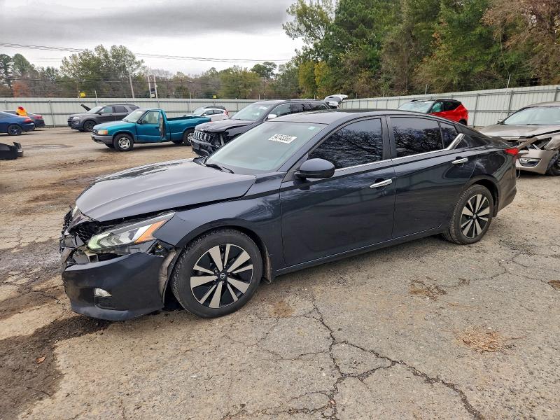 2021 NISSAN ALTIMA SV — VIN 1N4BL4DV6MN317616