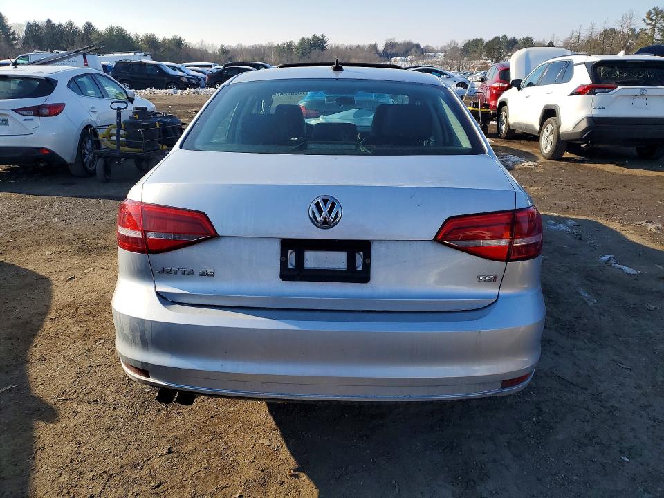 3VWD17AJ6FM422579