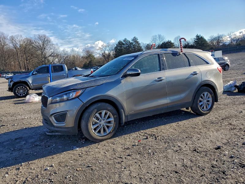 2017 KIA SORENTO LX — VIN 5XYPGDA39HG191787