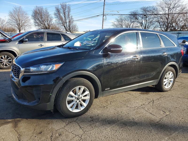 2019 KIA SORENTO LX — VIN 5XYPGDA55KG470615