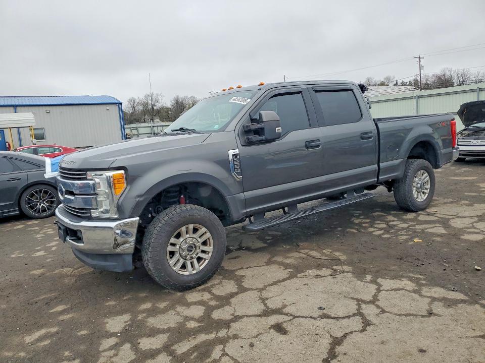 2017 FORD F250 — VIN 1FT7W2B60HEC93374