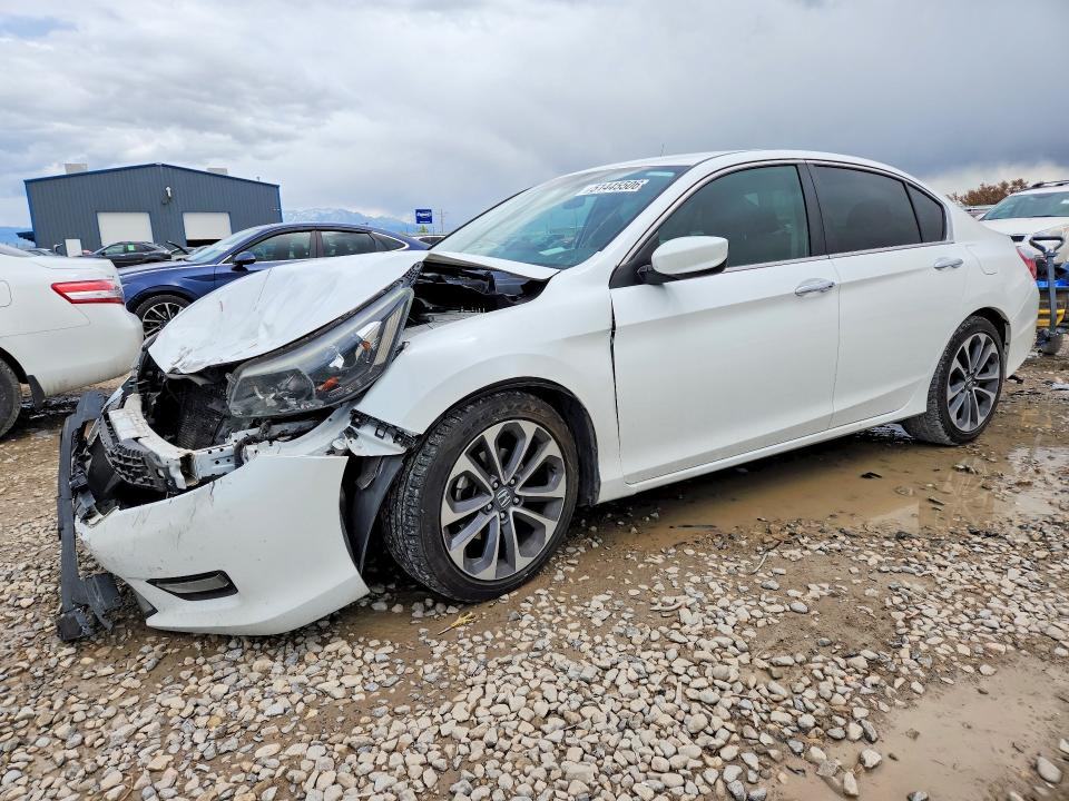 1HGCR2F57FA252981