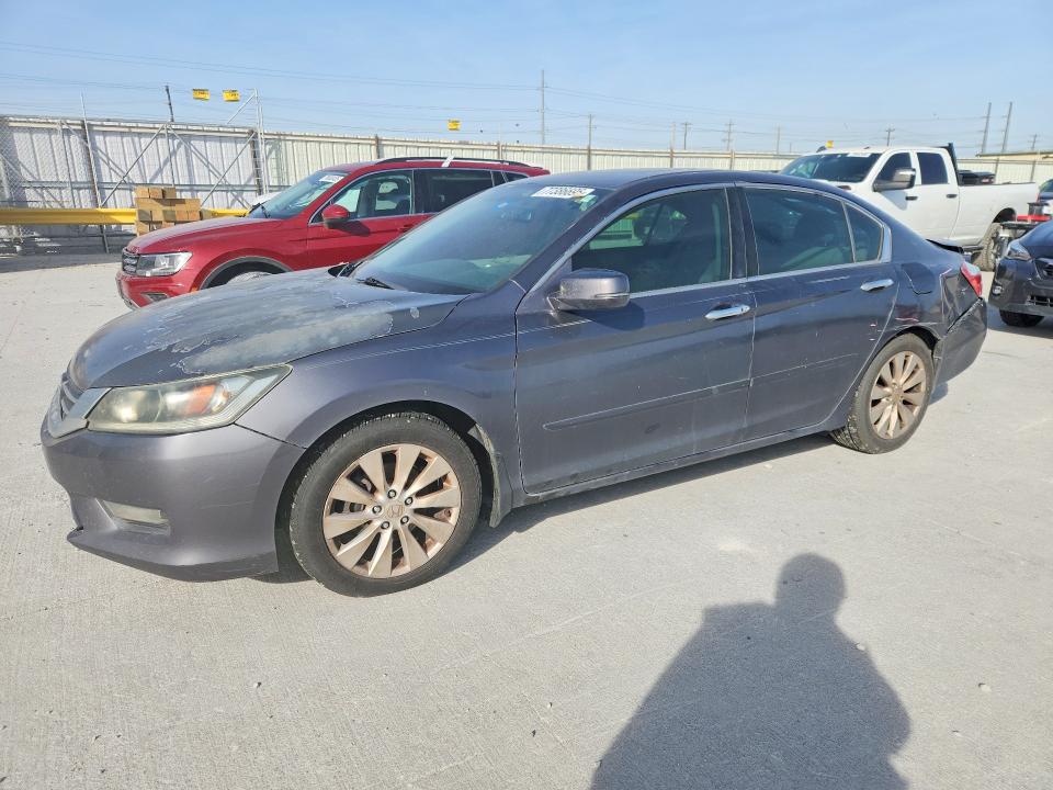 2015 HONDA ACCORD — VIN 1HGCR2F78FA136593