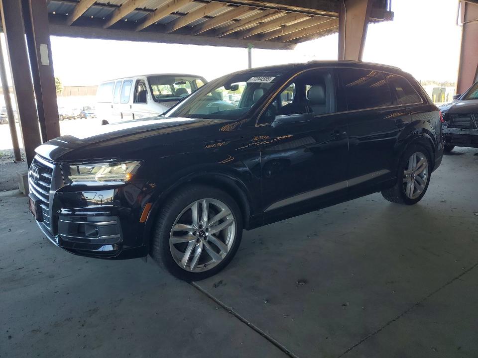 2017 AUDI Q7 — VIN WA1VAAF73HD054629