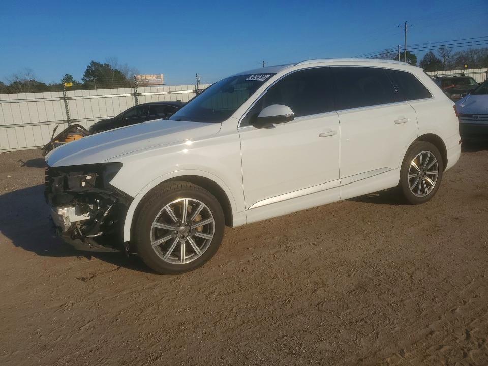 2019 AUDI Q7 — VIN WA1LHAF79KD022715