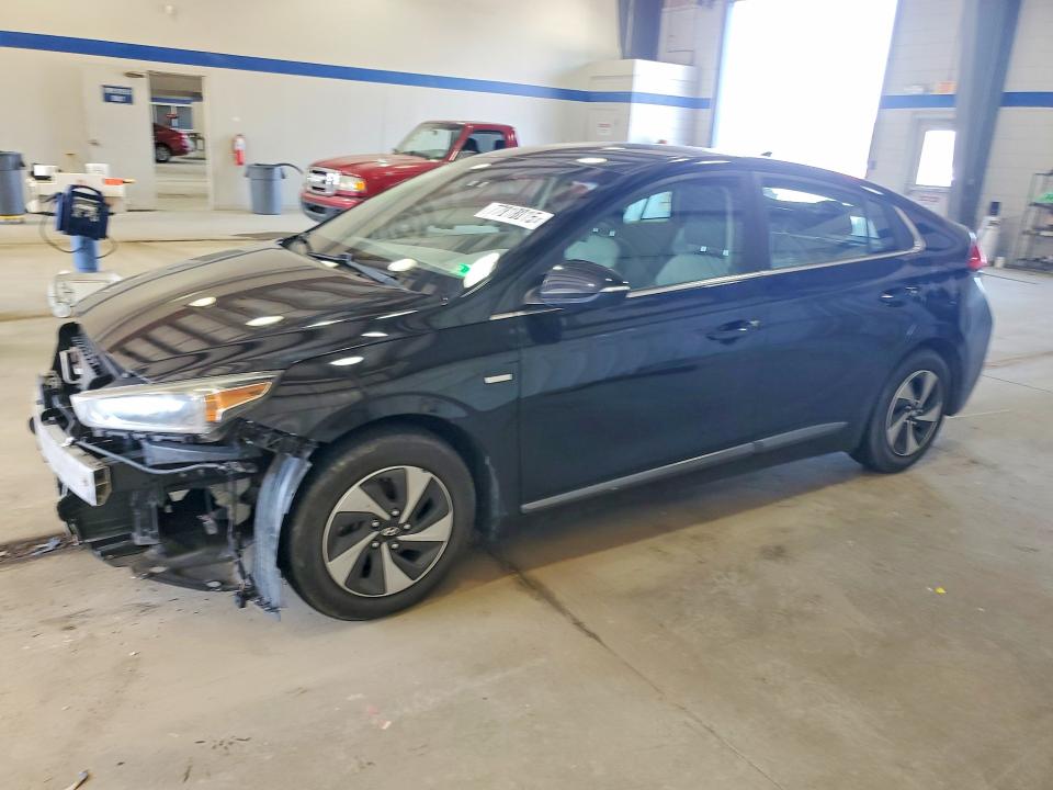 2018 HYUNDAI IONIQ — VIN KMHC75LCXJU061809