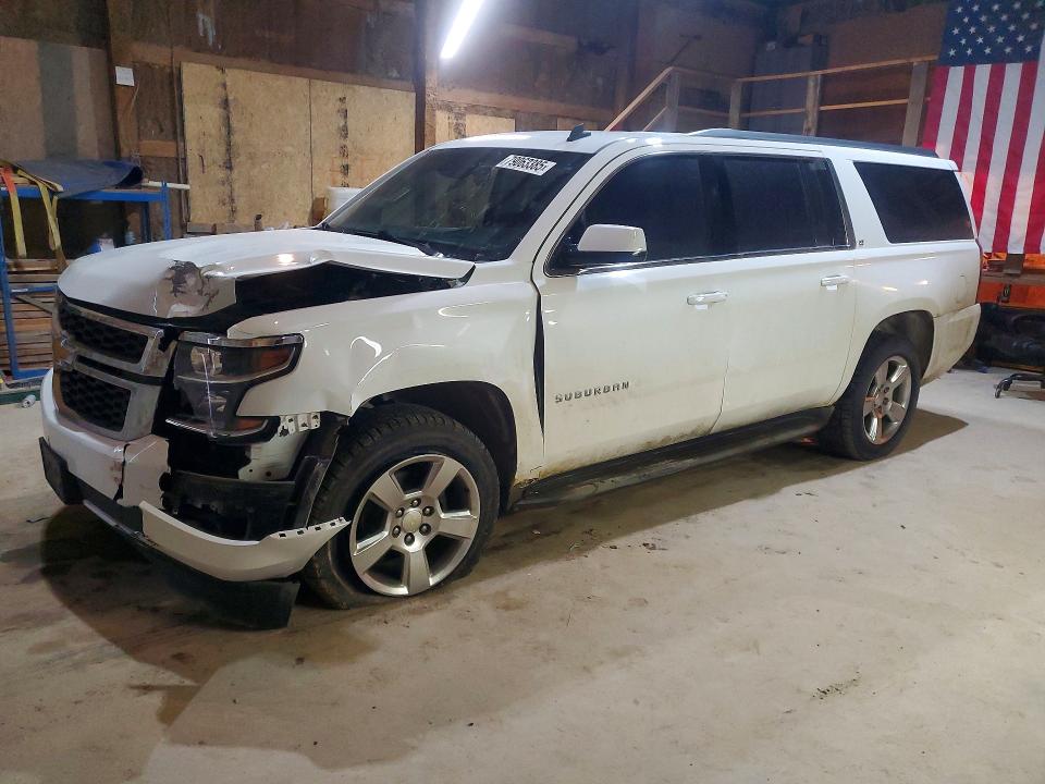2015 CHEVROLET SUBURBAN — VIN 1GNSKJKC2FR261528