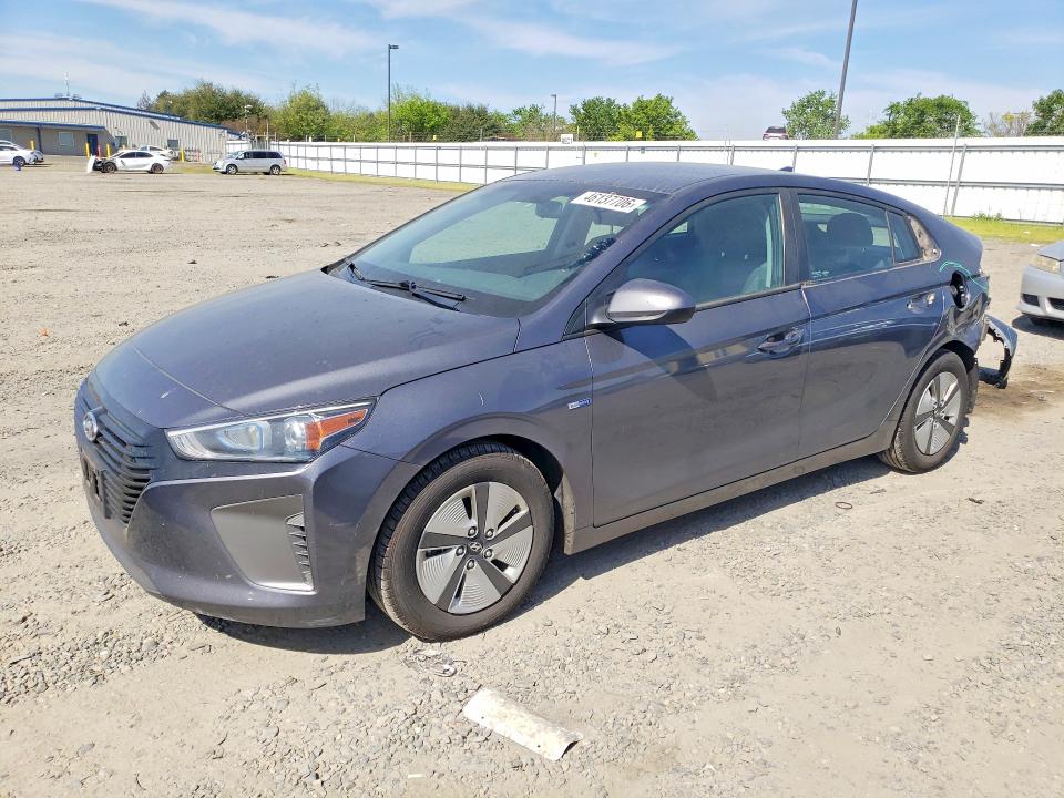2017 HYUNDAI IONIQ HYBRID — VIN KMHC65LC8HU050370