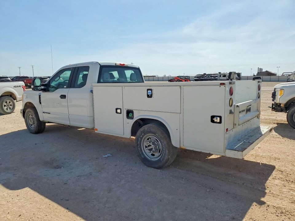1FD7X3ET8HEE35986