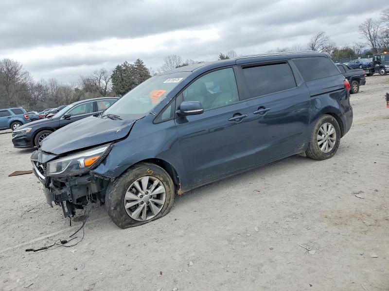 2017 KIA SEDONA — VIN KNDMB5C12H6244240