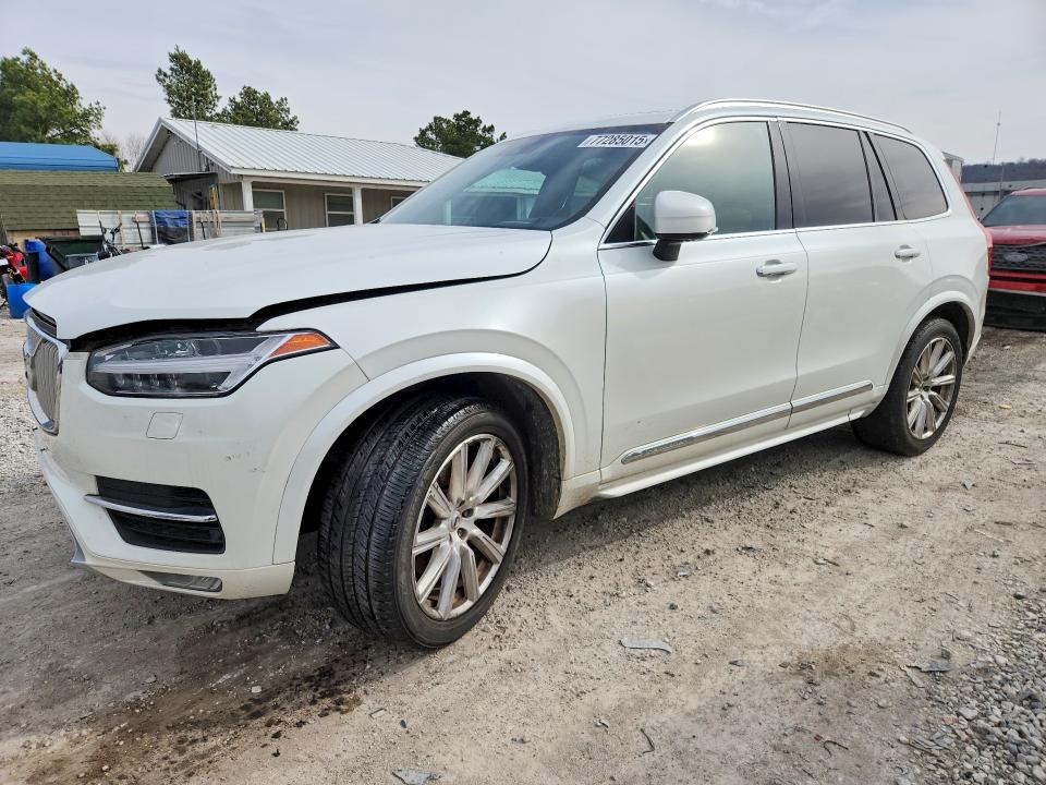 2016 VOLVO XC90 — VIN YV4A22PL4G1020991