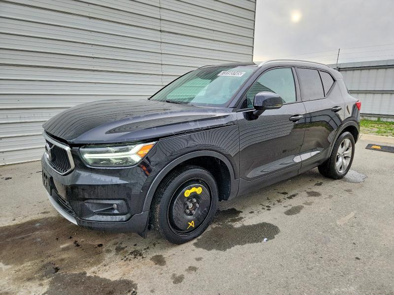 2021 VOLVO XC40 — VIN YV4162UK1M2599590