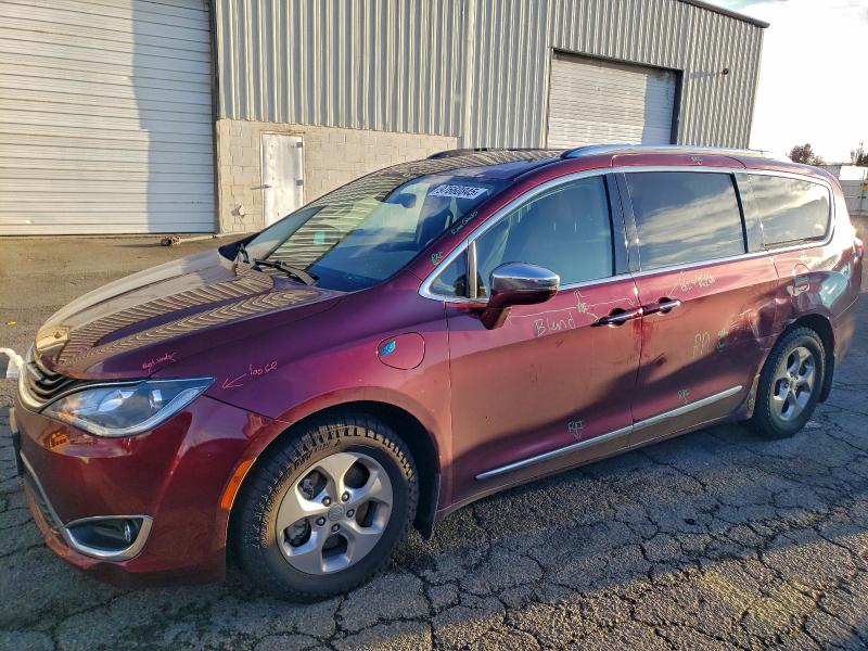 2018 CHRYSLER PACIFICA H — VIN 2C4RC1N77JR237859