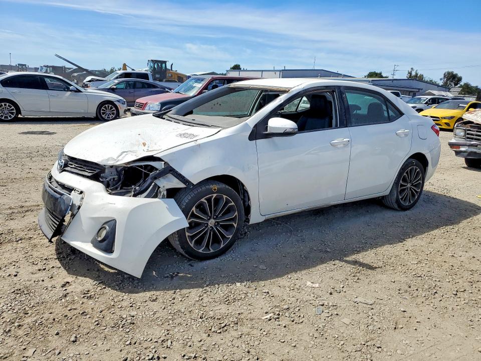 2016 TOYOTA COROLLA — VIN 5YFBURHE7GP431601