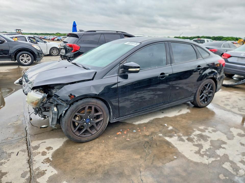 2016 FORD FOCUS — VIN 1FADP3F2XGL369003