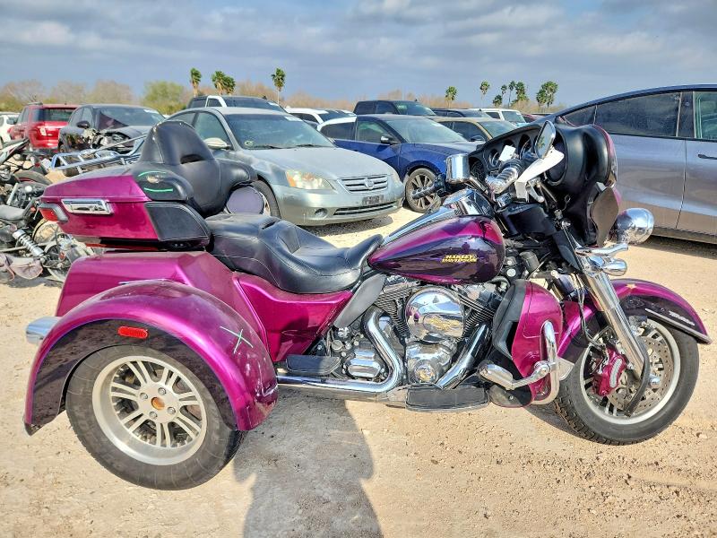 2016 HARLEY-DAVIDSON FLHTCUTG — VIN 1HD1MAL17GB853723