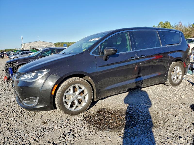 2018 CHRYSLER PACIFICA T — VIN 2C4RC1FG2JR125579