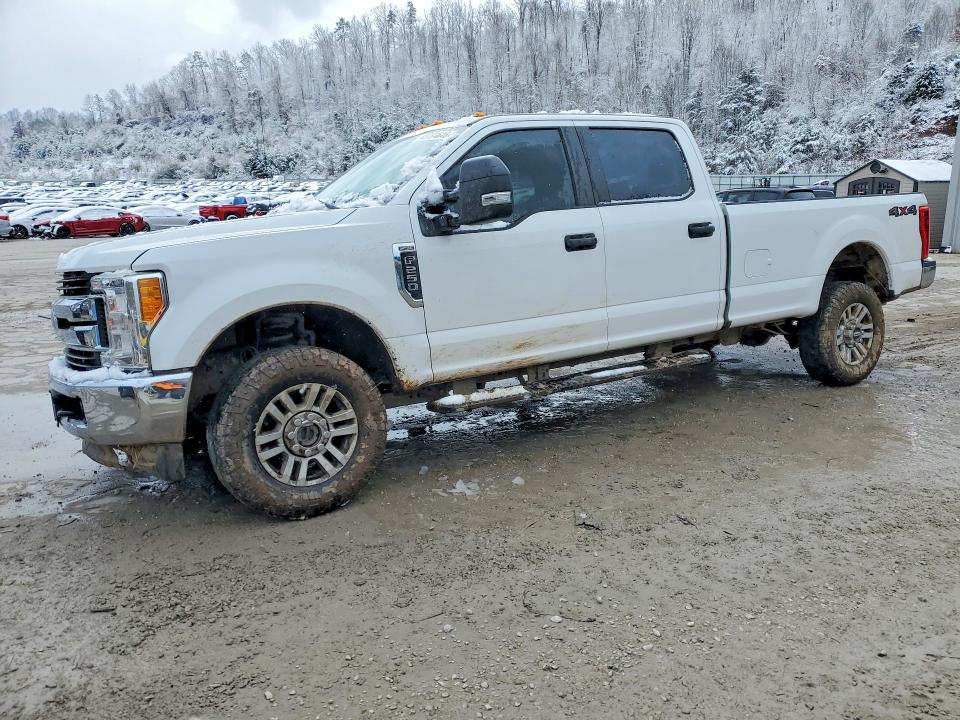 2017 FORD F250 — VIN 1FT7W2B67HEE24557