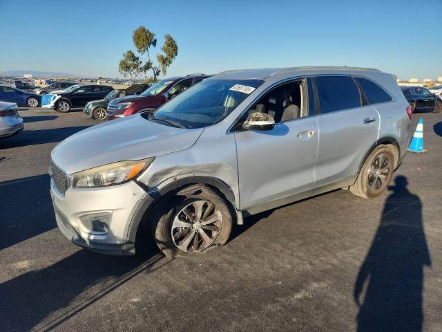 2016 KIA SORENTO LX — VIN 5XYPG4A57GG112780