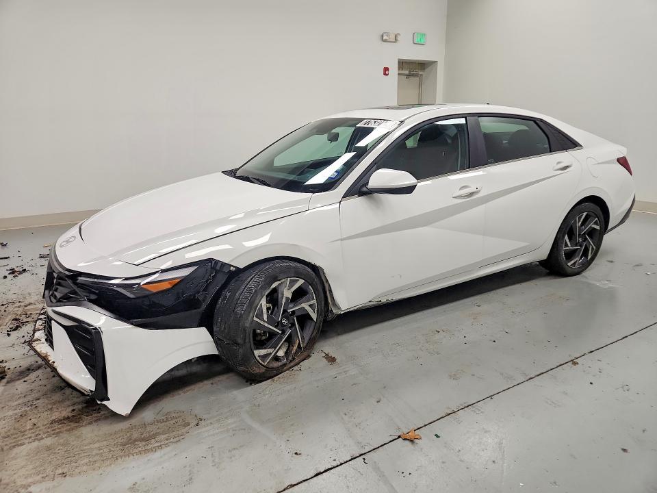 2025 HYUNDAI ELANTRA SE — VIN KMHLS4DG4SU878141