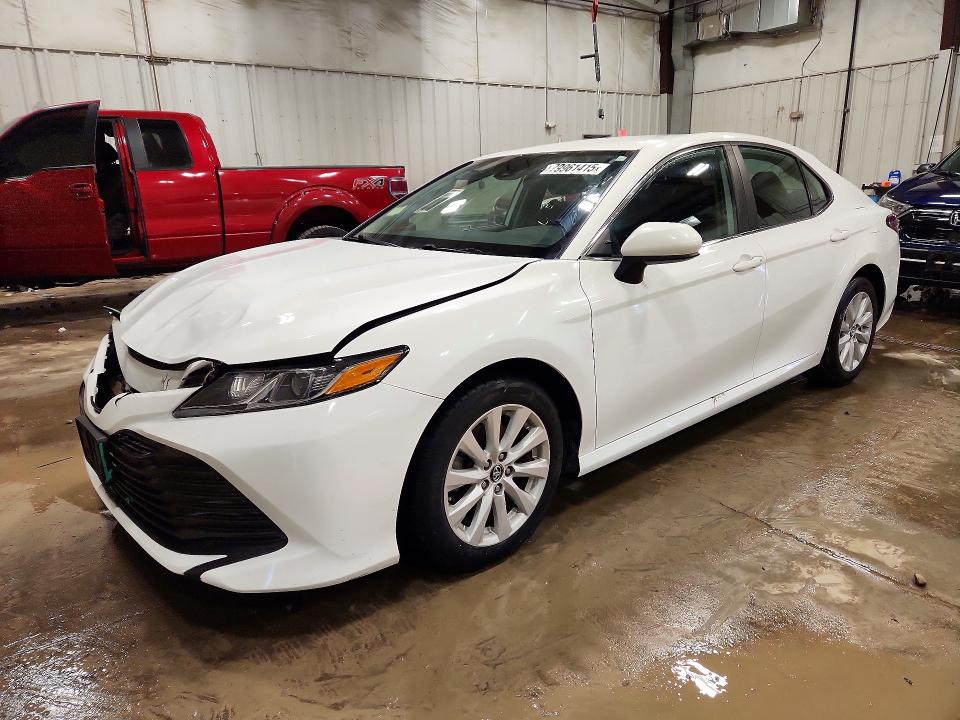 2019 TOYOTA CAMRY — VIN 4T1B11HK4KU843868