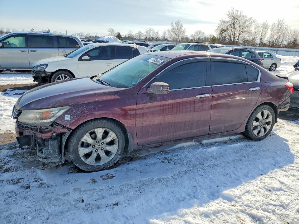 2015 HONDA ACCORD — VIN 1HGCR2F97FA810525