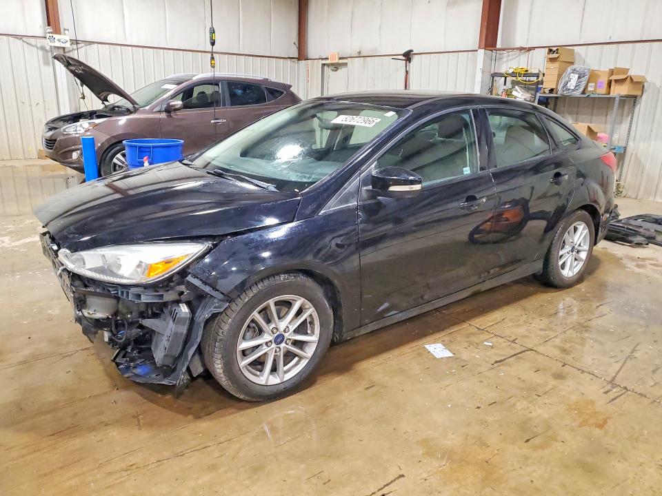 2016 FORD FOCUS — VIN 1FADP3F26GL279394