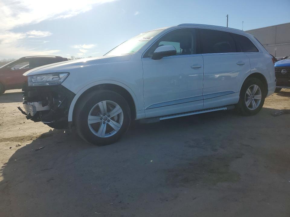 2019 AUDI Q7 — VIN WA1LHAF73KD020622